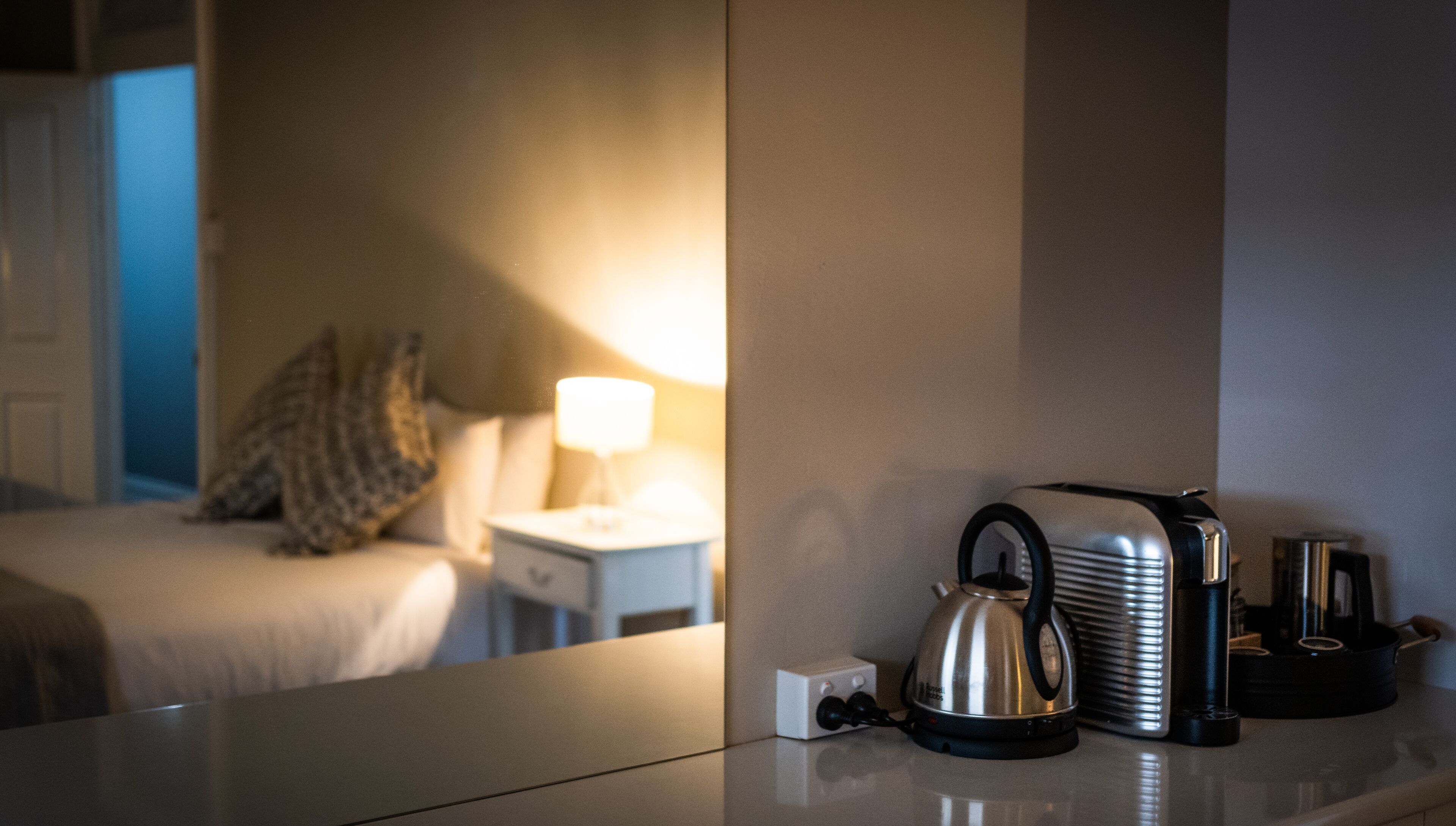 king suite | coffee and/or coffee maker