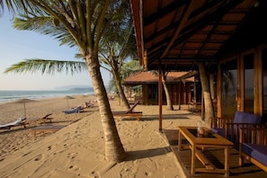 Terrace/patio - Dunhill Beach Resort (Canacona)