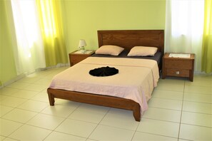 Comfort-Doppelzimmer, 1 King-Bett, eigenes Bad, Executive-Etage | Laptopgeeigneter Arbeitsplatz, Verdunkelungsvorhänge