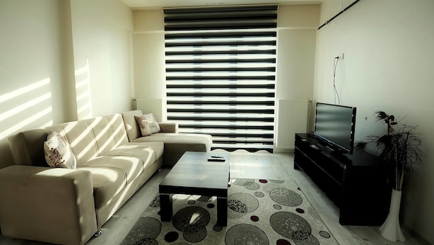 Apartment, 1 Bedroom | Living room | LED TV - Edirne House (Edirne)