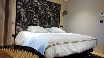 Chambre Double Supérieure | Bureau, Wi-Fi gratuit