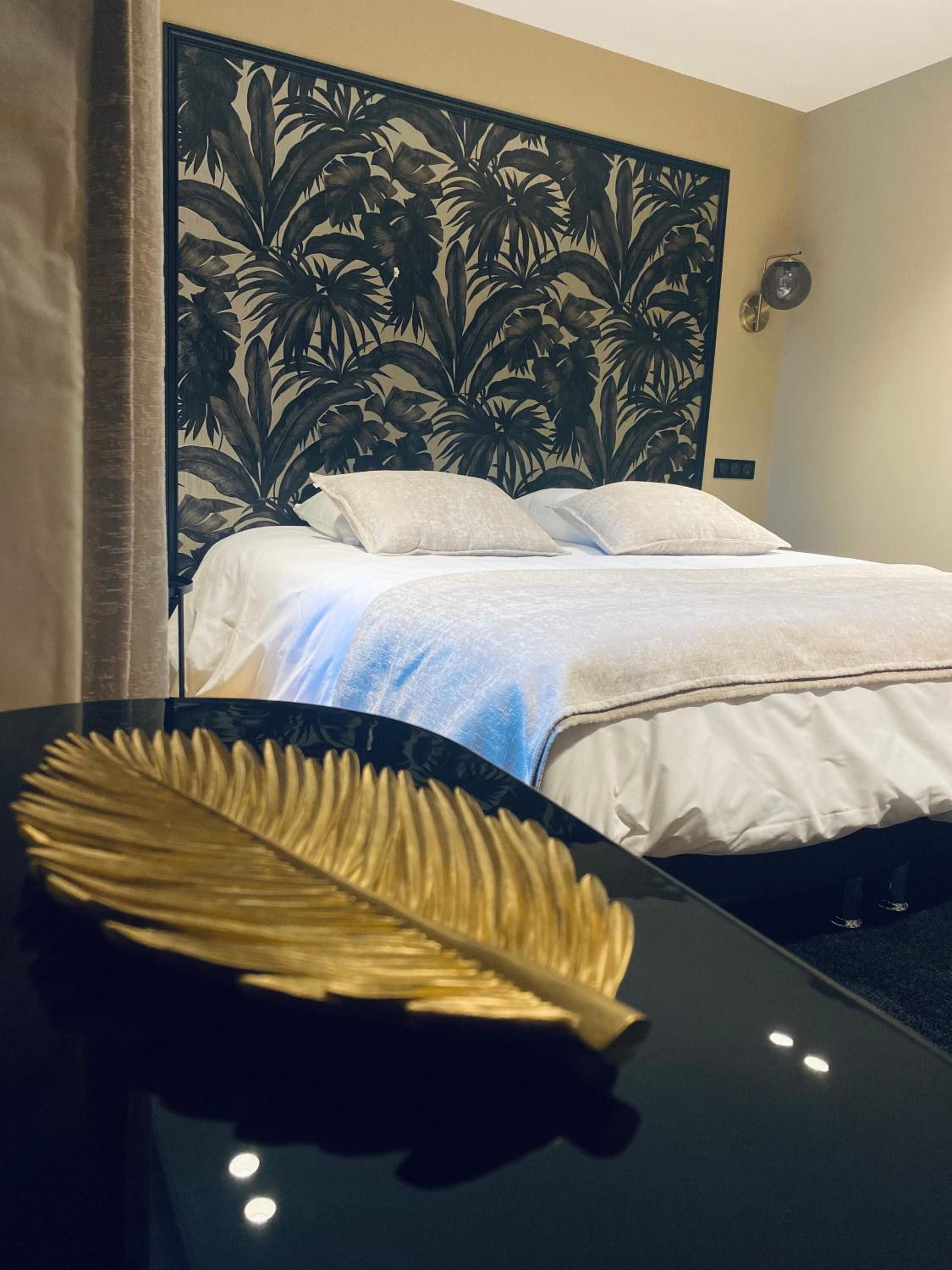 1 bedroom, desk, free wifi