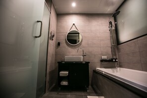 Chambre Double Classique | Salle de bain