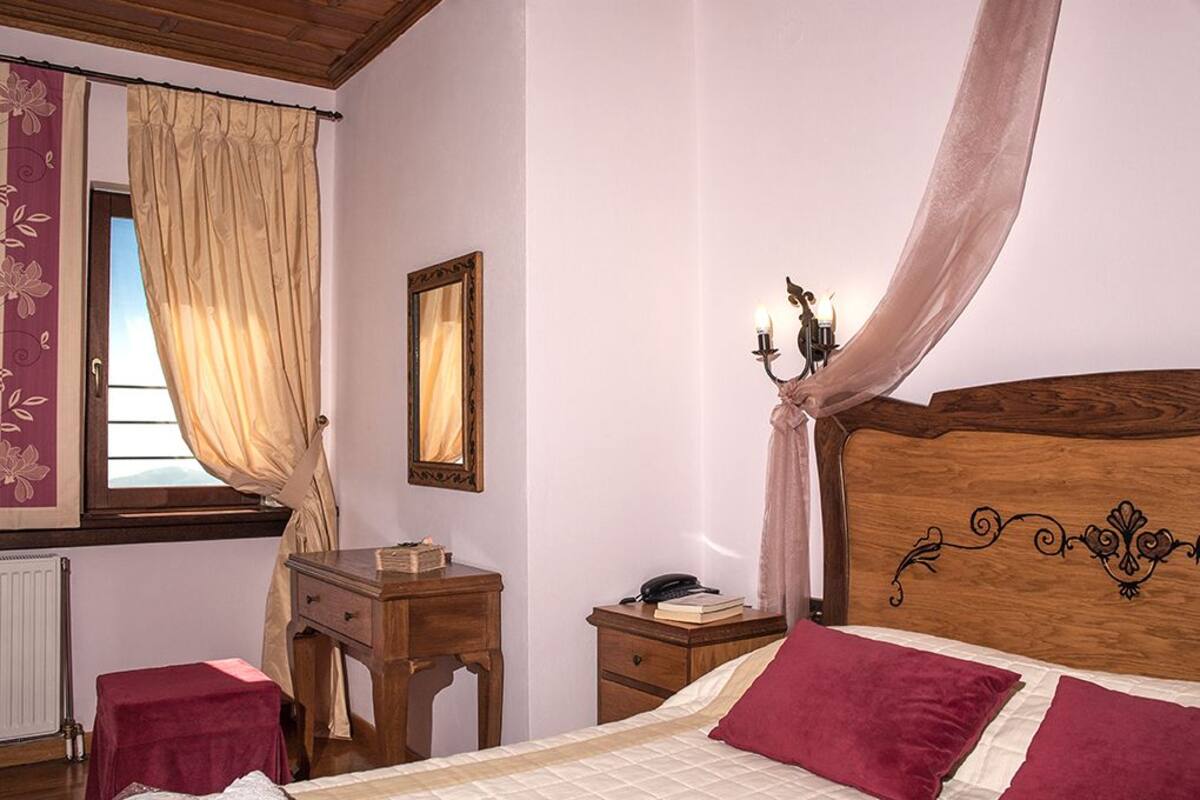 Superior Double Room | In-room safe, rollaway beds (surcharge)