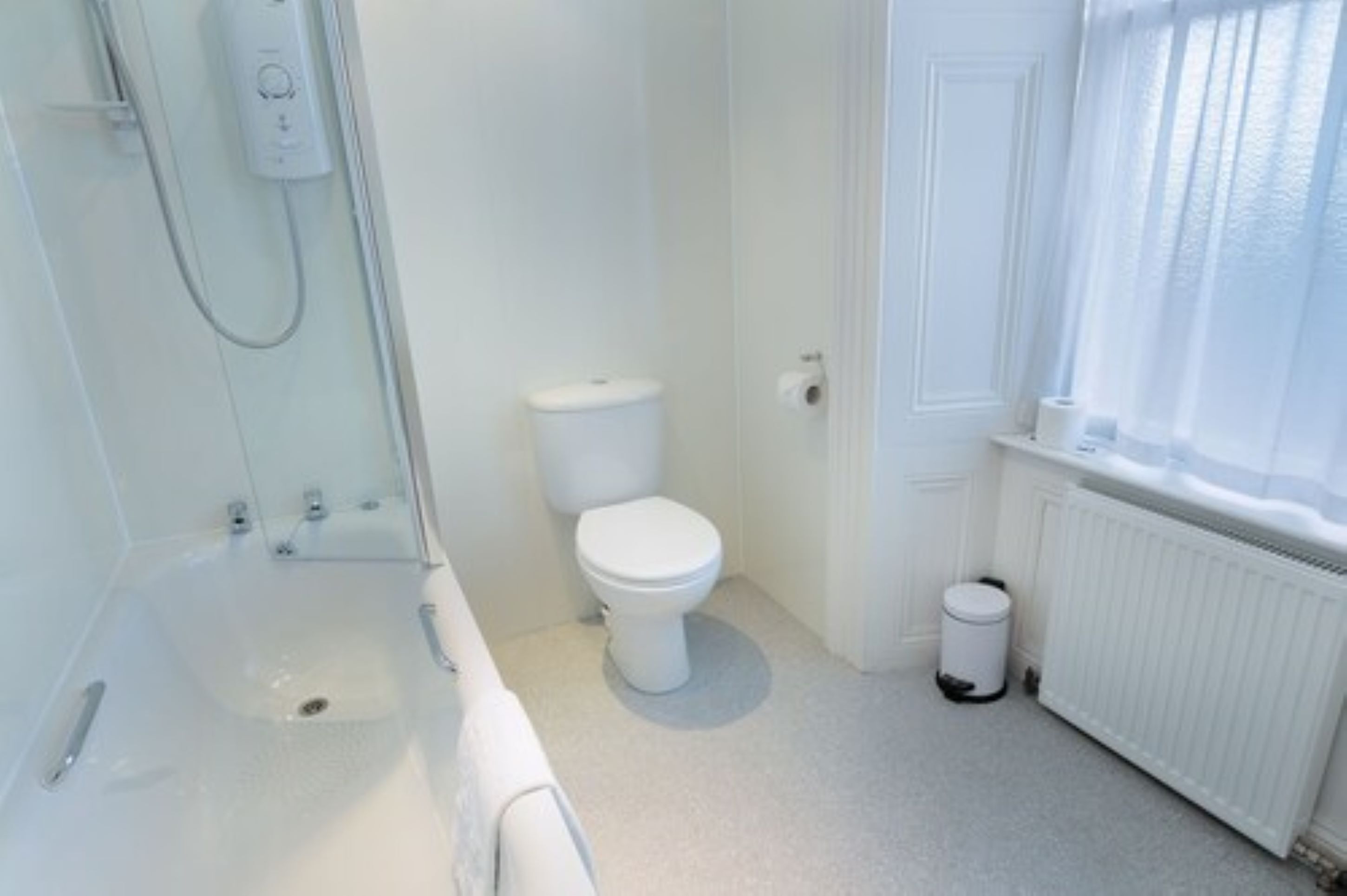 single room | bathroom | rainfall showerhead, free toiletries, towels, soap