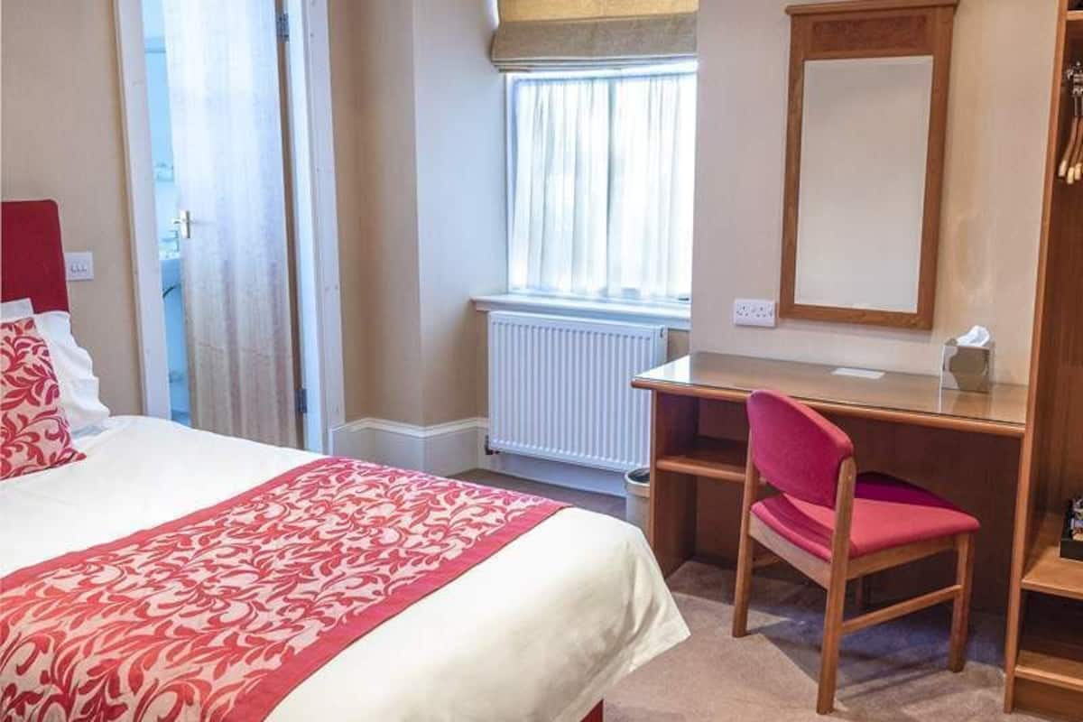 Einzelzimmer | Zimmersafe, individuell dekoriert, individuell eingerichtet