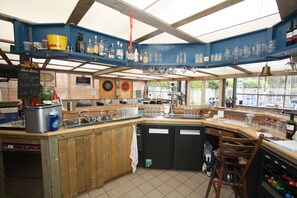 Bar (en la propiedad)