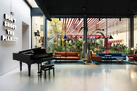 Courtyard. The Social Hub Florence Lavagnini