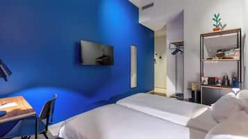 Sengetøy av topp kvalitet, skrivebord, lydisolert og wi-fi (inkludert)