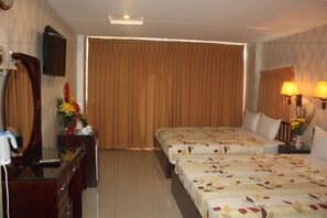 Minibar, desk, free WiFi - Song Anh hotel (Ho Chi Minh City)