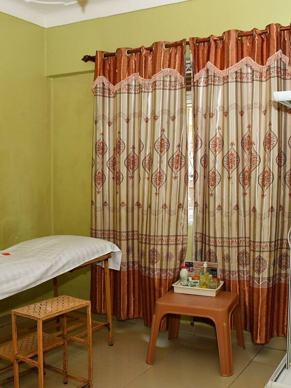 Couples treatment room(s), sauna, body treatments, body scrubs, facials