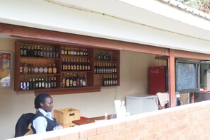 Bar (on property) - Florida Hotel (Kampala)