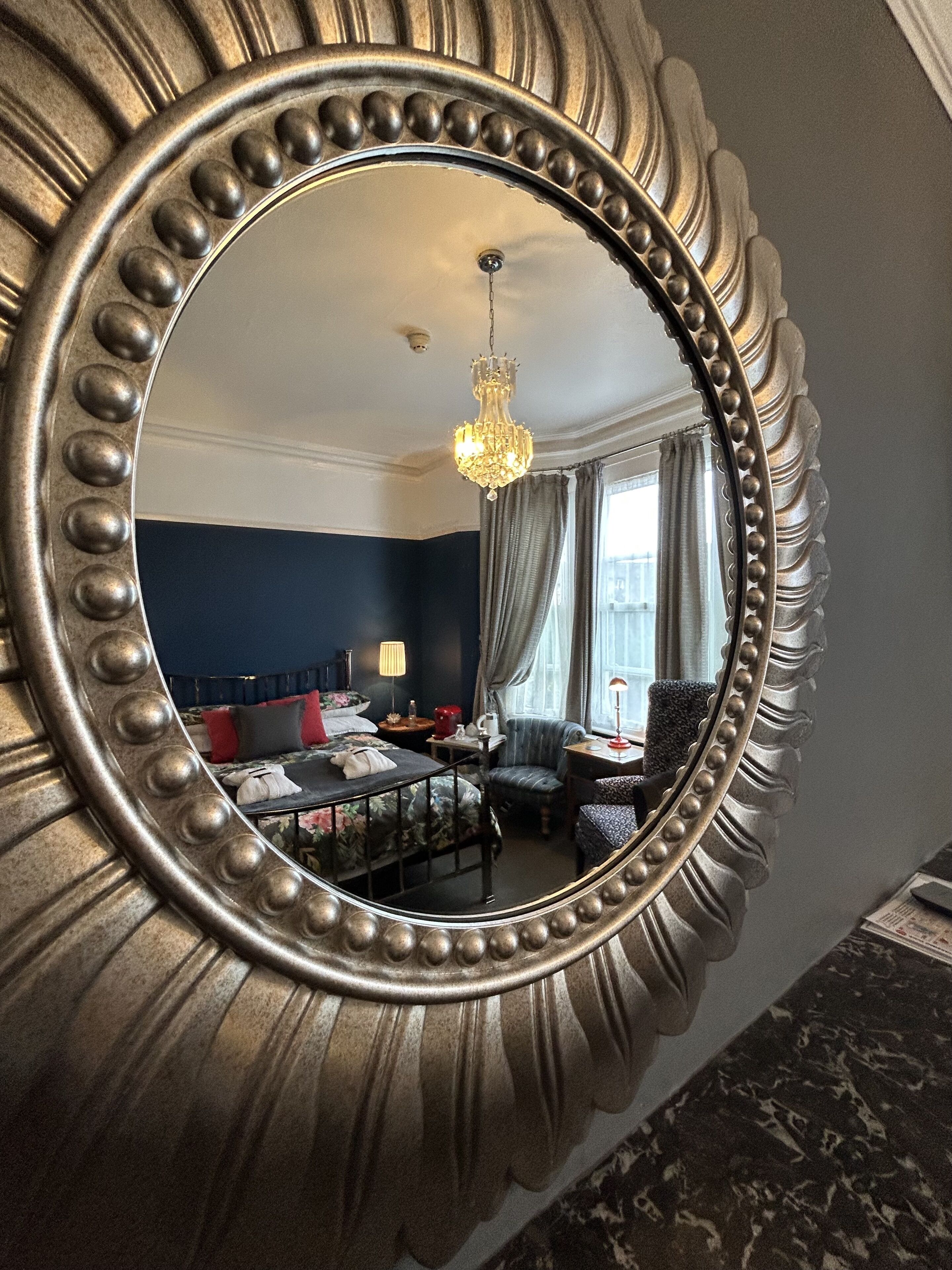 Room, 1 King Bed | Hypo-allergenic bedding, desk, blackout curtains, free WiFi