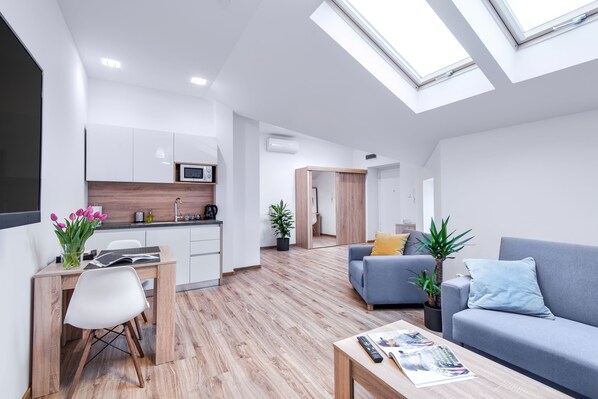 Standard Studio | Living area