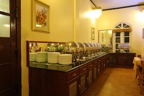 Buffet - Kodai Resort Hotel (Kodaikanal)