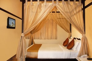 Honeymoon Room, Valley View, Garden Area | 1 bedroom, minibar, in-room safe, desk