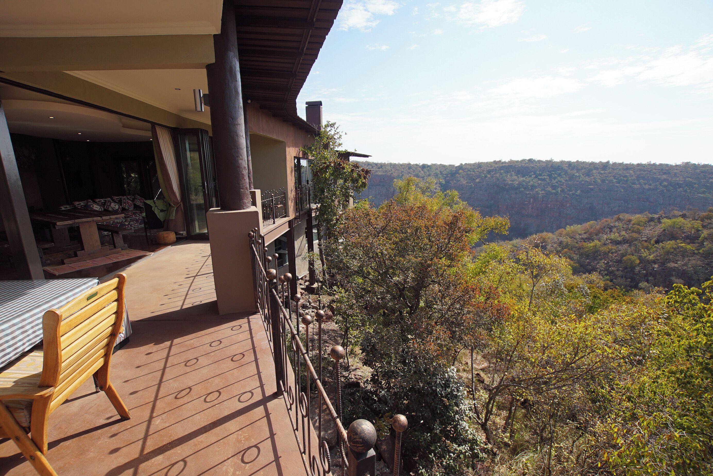 Suite ejecutiva, vista al jardín | Terraza o patio