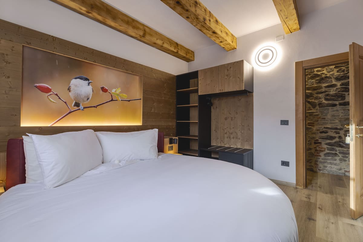 Deluxe appartement | 1 slaapkamer, luxe beddengoed, een bureau, geluiddichte muren
