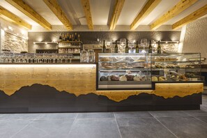Bar (in der Unterkunft)