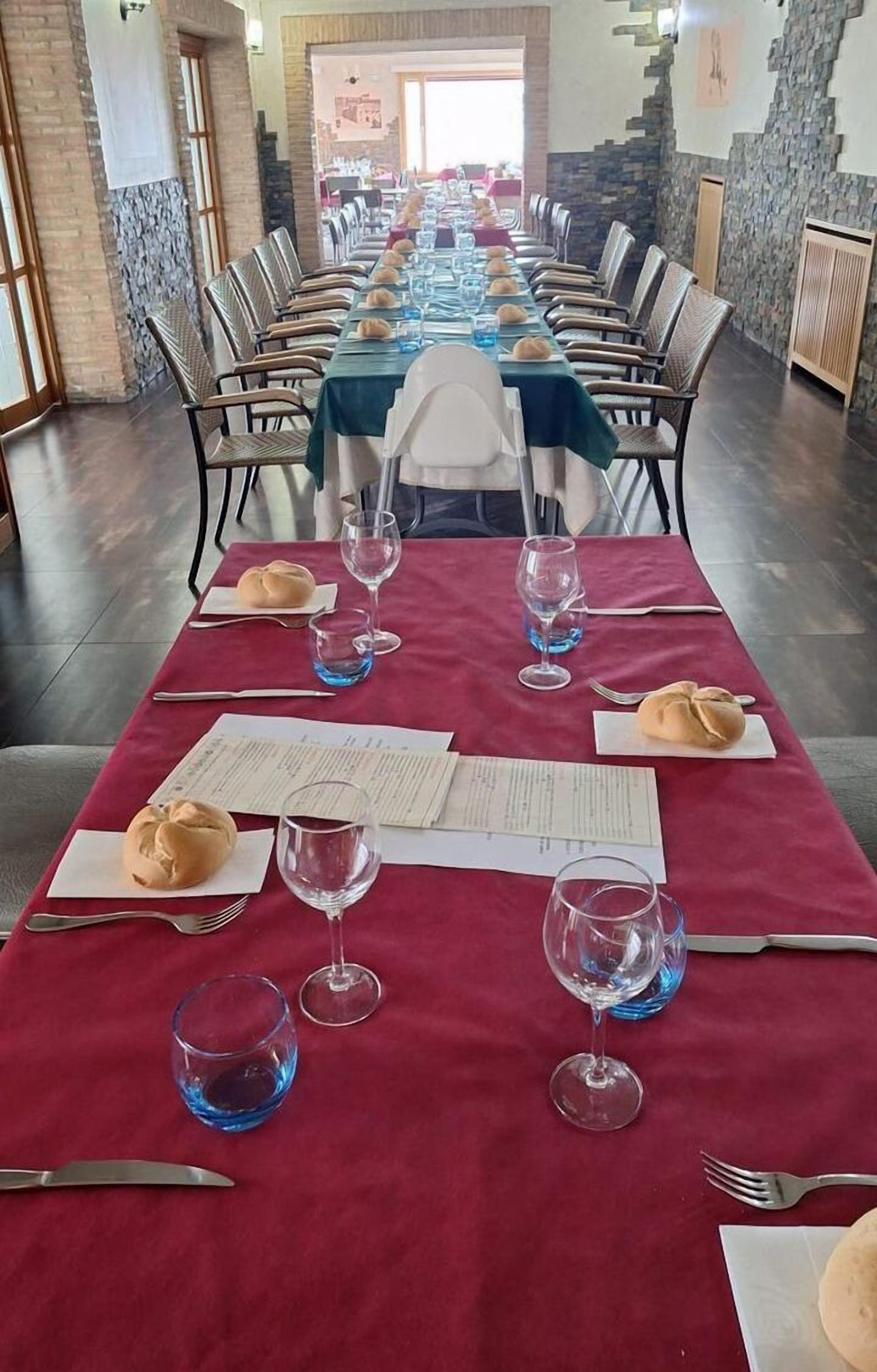 Der serveres morgenmad, frokost og aftensmad