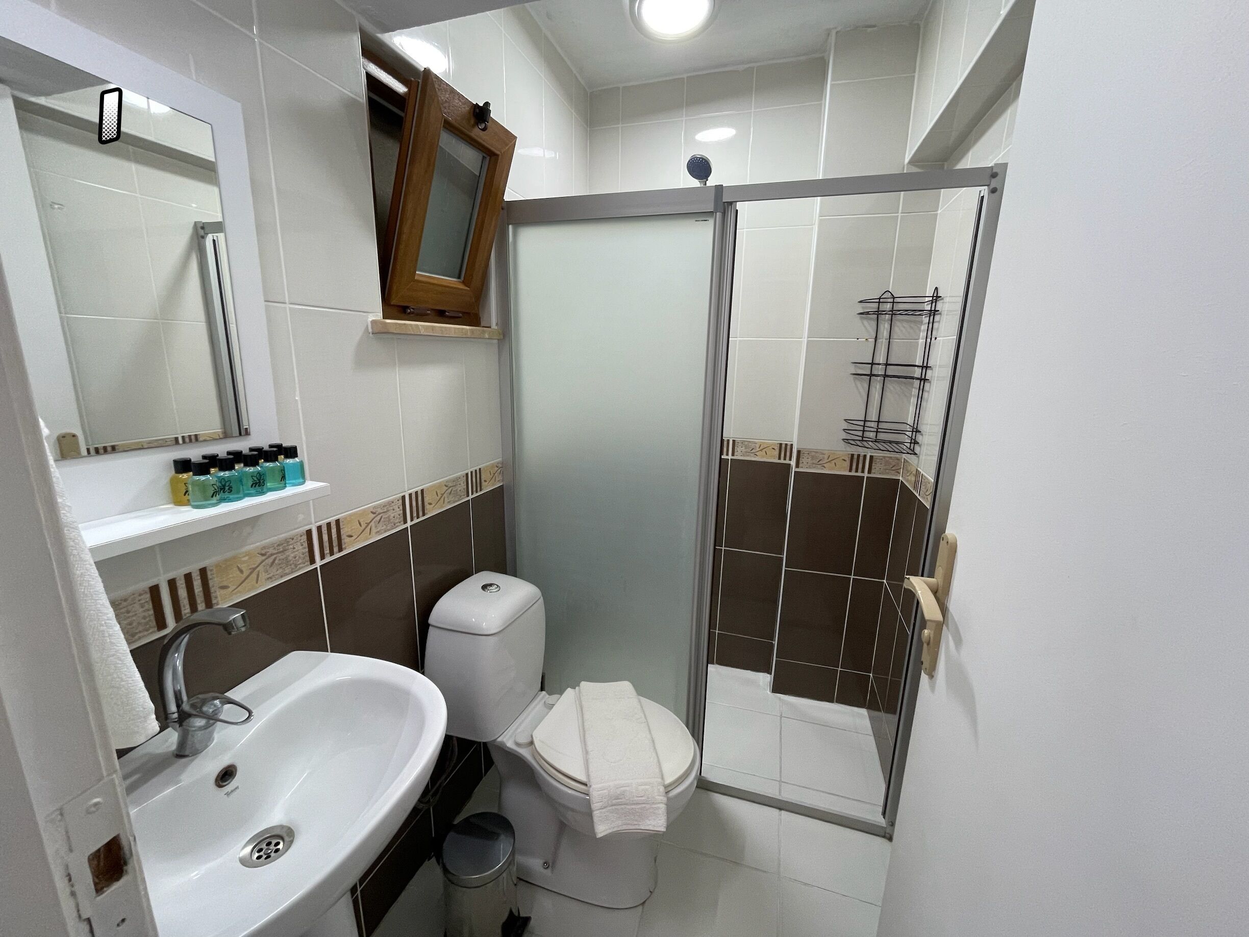 family room, partial sea view | bathroom | shower, free toiletries, hair dryer, slippers
