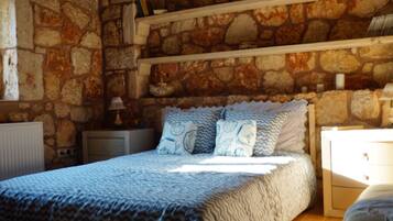 Romantic Chalet, Private Pool | 4 bedrooms, desk, iron/ironing board, free cots/infant beds