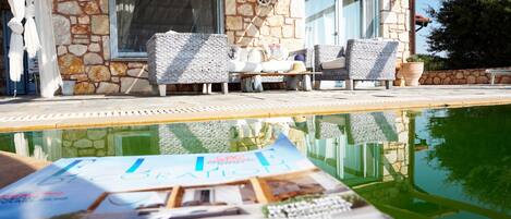 Seasonal outdoor pool