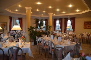 Restaurant - Hotel & Restaurant Castell (Leinsweiler)
