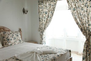 Caja de seguridad en la habitación, escritorio y wifi gratis