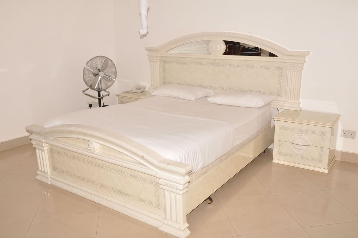 Habitación Deluxe doble | Escritorio y espacio para trabajar con un portátil