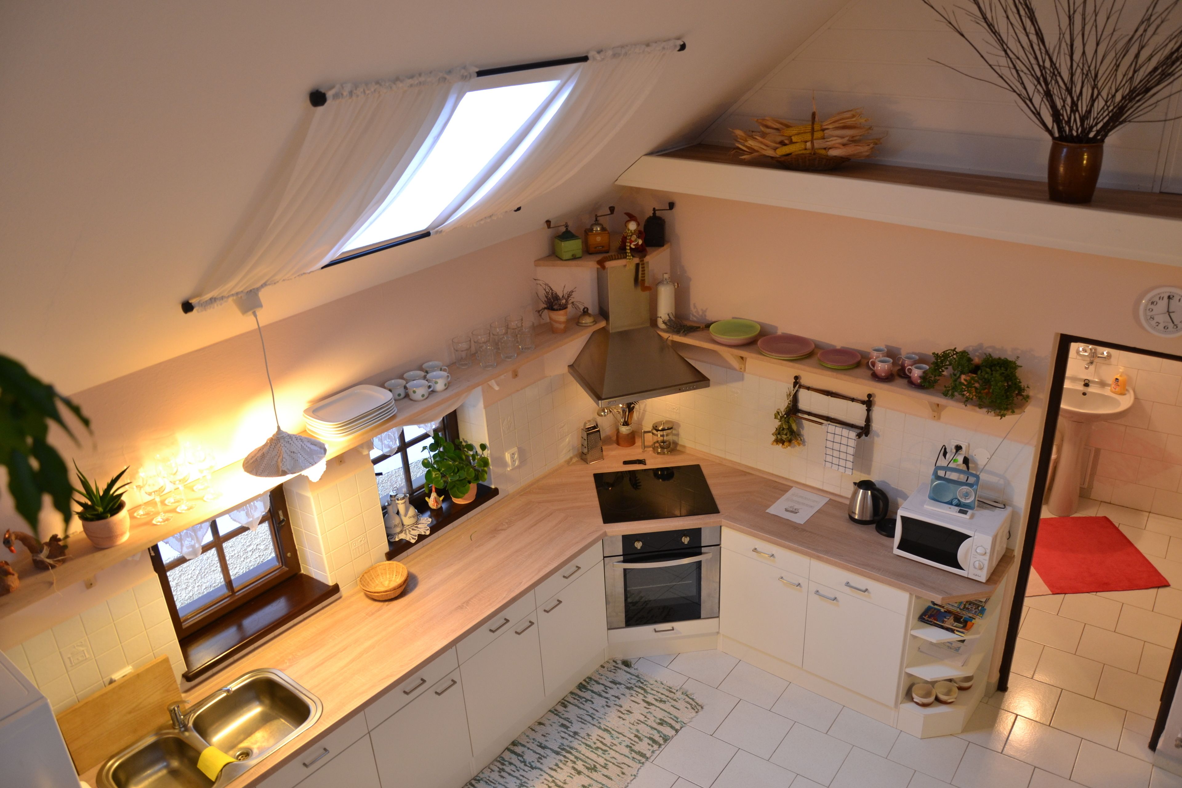 Dupleks, 2 kamar tidur, dapur | Dapur pribadi | Lemari es, microwave, oven, dan kompor