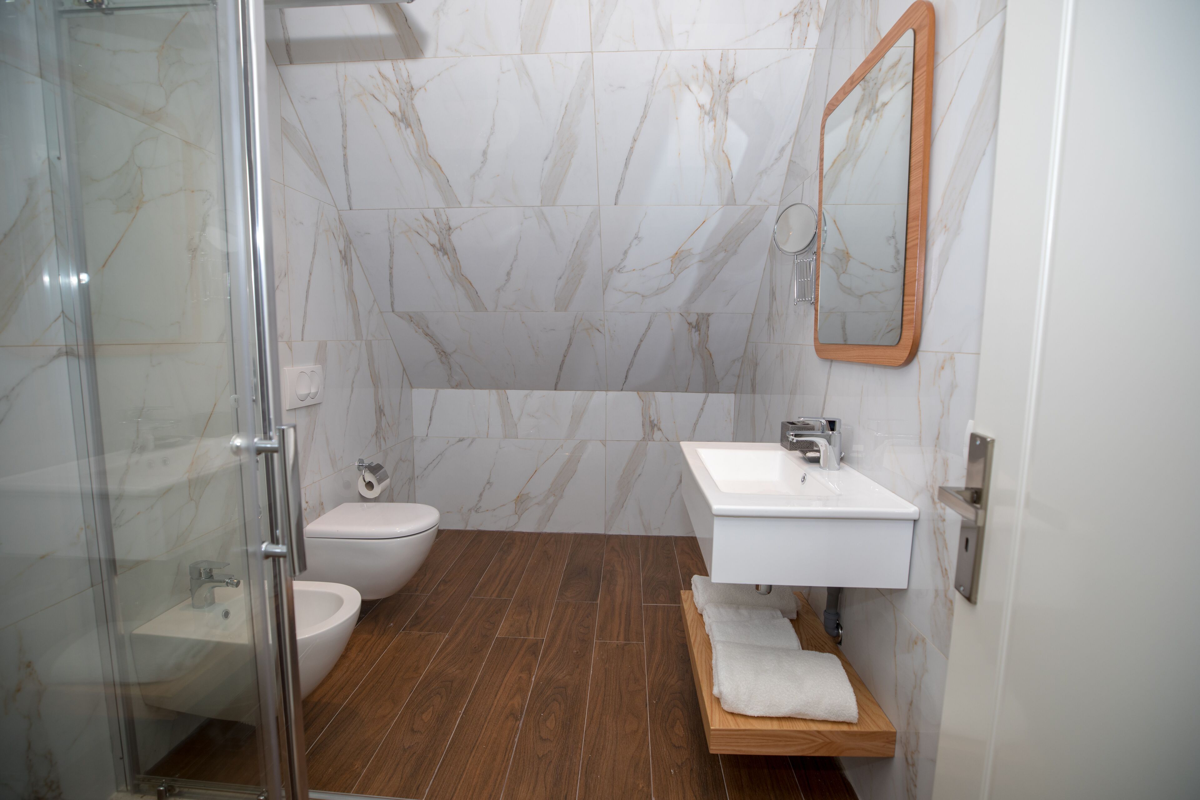 superior double room | bathroom | shower, free toiletries, hair dryer, slippers