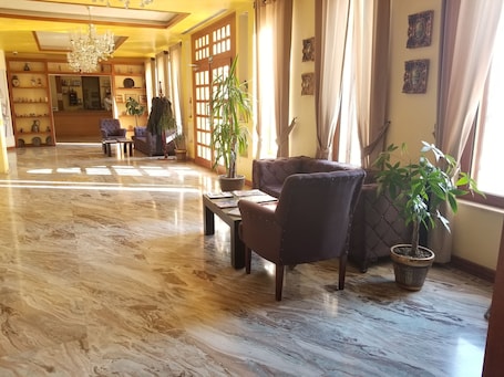 ๋ก๋น ์ข์ ๊ณต๊ฐ