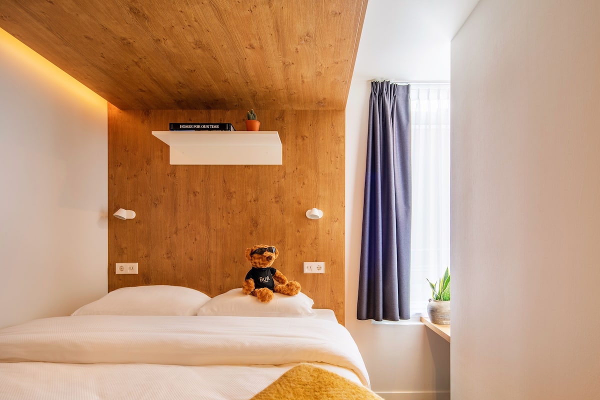 BUNK ROOM +