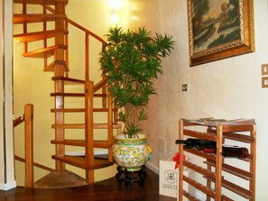 Staircase - I 13 Cavalieri Guest House (Barletta)