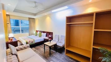 Luxury Room | Egyptian cotton sheets, premium bedding, down duvets, memory-foam beds
