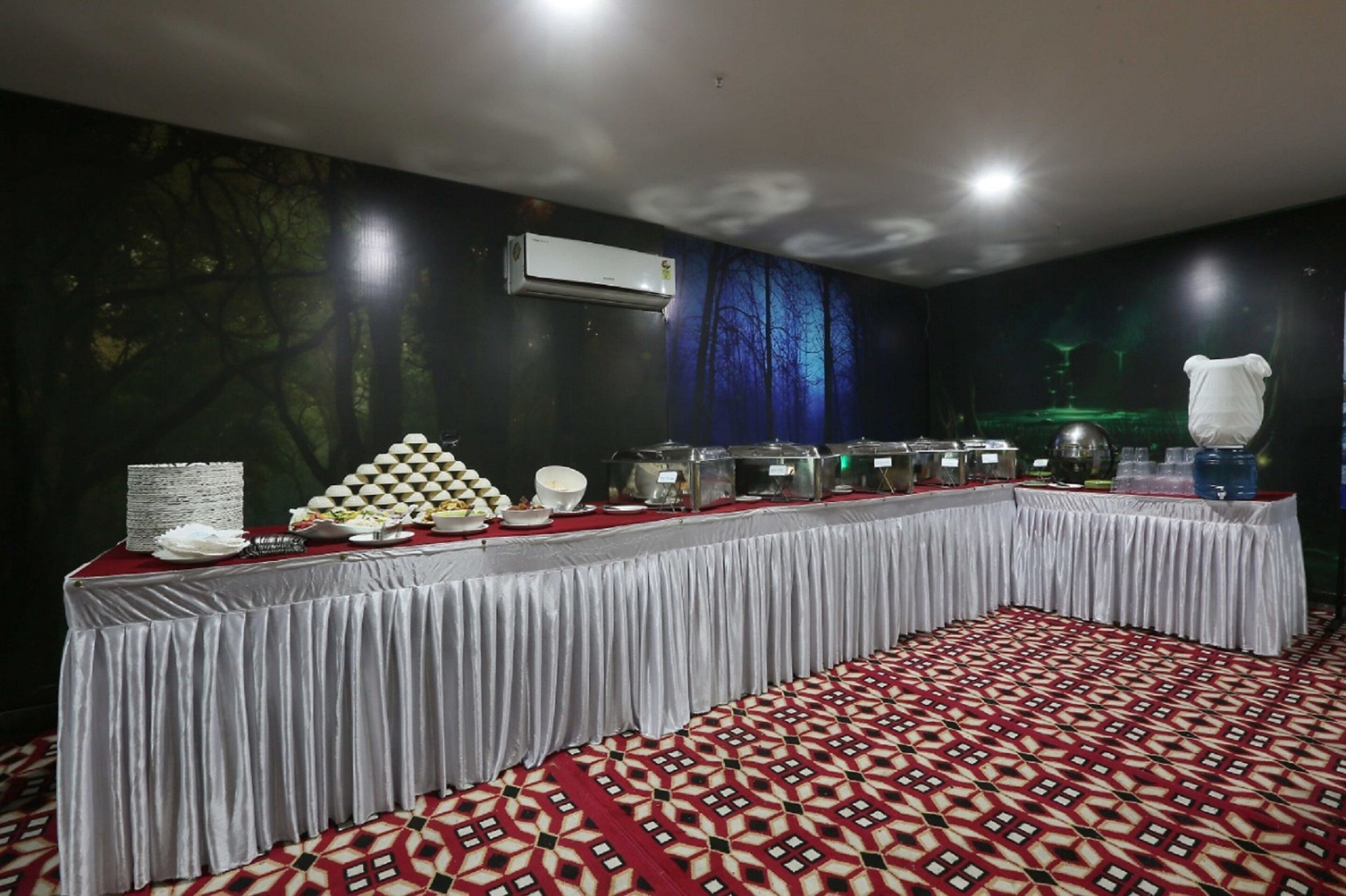Photo - Hotel Banz Near Indira Gandhi Airport Delhi