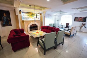 Reception - Buyuk Berk Otel (Ayvalik)