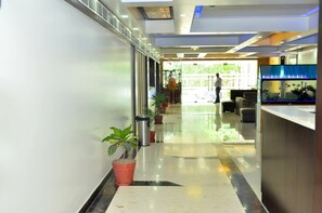 Interior - Hotel SGT Plaza (Varanasi)