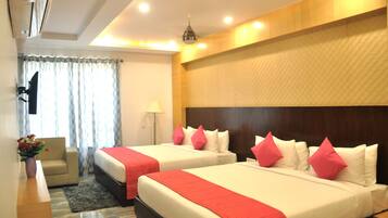 Phòng Suite Cao cấp, 1 phòng ngủ, quang cảnh vườn | 1 phòng ngủ, bộ trải giường bằng vải cotton Ai Cập