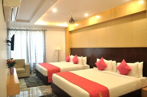 Luxury Suite, 1 Bedroom, Garden View