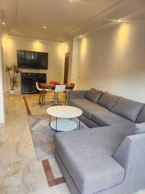 Flat-screen TV - Appartement Hanane (Marrakech)