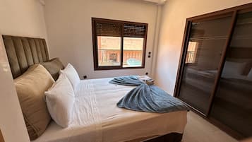 Apartment | 1 bedroom, iron/ironing board
