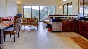 Comfort House, 2 Bedrooms, Non Smoking | Private kitchen - Canto del Mar 9 (Bahía Ballena)