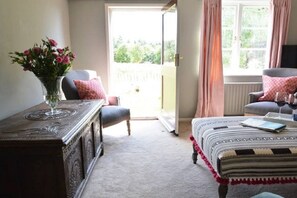 Casa de campo, 3 quartos | Sala de estar | TV de tela plana