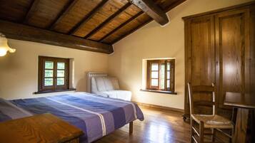 Villa, 3 Bedrooms | 1 bedroom, iron/ironing board, bed sheets