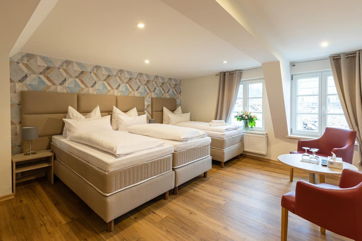 Chambre Triple Familiale, 1 chambre
