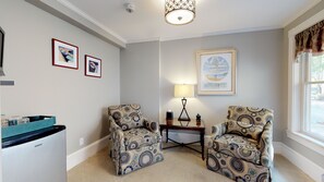 套房, 私人浴室 (Lafayette - King Luxury Suite) | 客厅