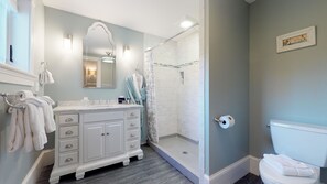 Premium Room, Private Bathroom (Compass Rose - King, Balcony Room) | Bathroom | Designer toiletries, hair dryer, towels, soap - Holbrook House (Bar Harbor)