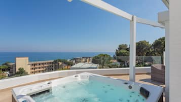 Marivent Luxury Apartments 3 double Rooms | Terrace/patio